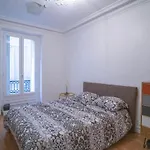 Cozy And Bright Apt Near Champs Elysees
